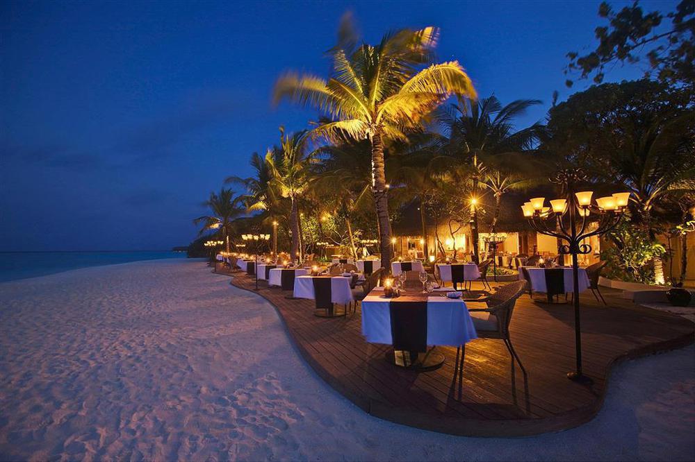 Island & (adults Only) Komandoo (Lhaviyani Atoll)